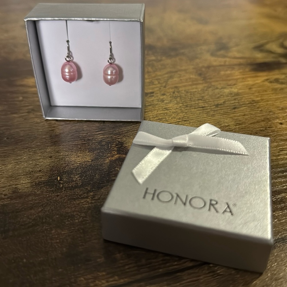 NIB Honora Sterling Silver Pink Cultured Pearl Earrings